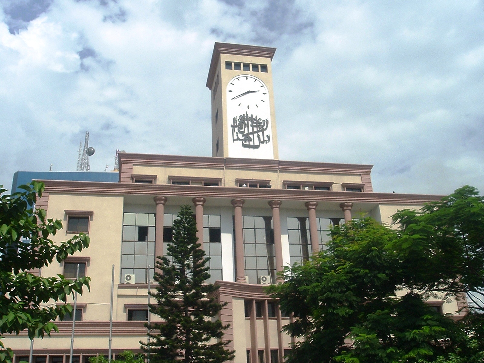 গুলশান নিকেতনের জমি নিয়ে অপপ্রচার: রাজউকের মালিকানাধীন সম্পত্তিতে হচ্ছে ‘নিকেতন লেডিস পার্ক’