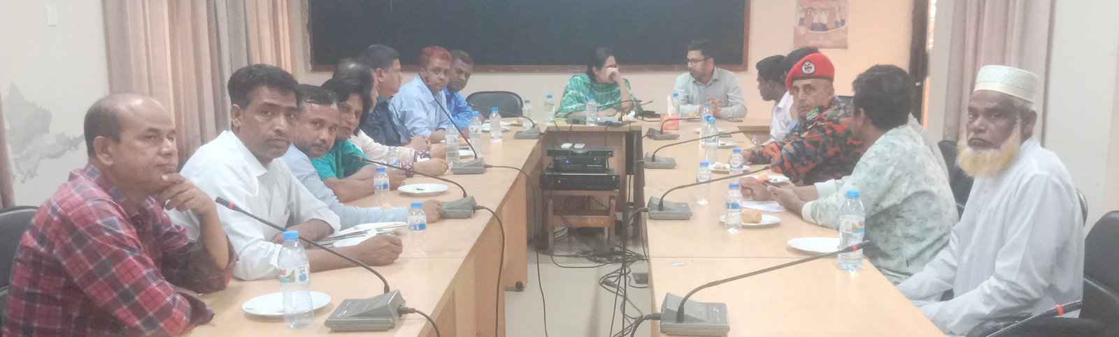 ছাতকে নারী দের মধ্যে সেলাই মেশিন বিতরণ করলেন ইউএনও ডিপ্লোম্যাসি চাকমা