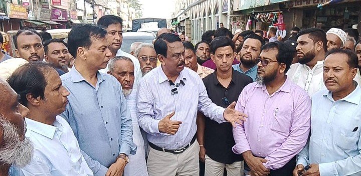 ছাতক পৌর সভায় ফোর লেন সড়ক উন্নয়ন কাজের স্থান পরিদর্শন করলেন এমপি মিলন