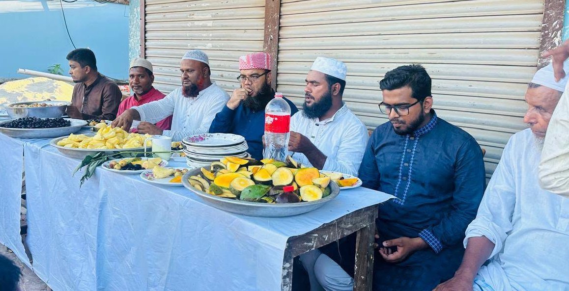 গফরগাঁওয়ে জামায়াতে ইসলামীর মৌসুমি ফল উৎসব অনুষ্ঠিত