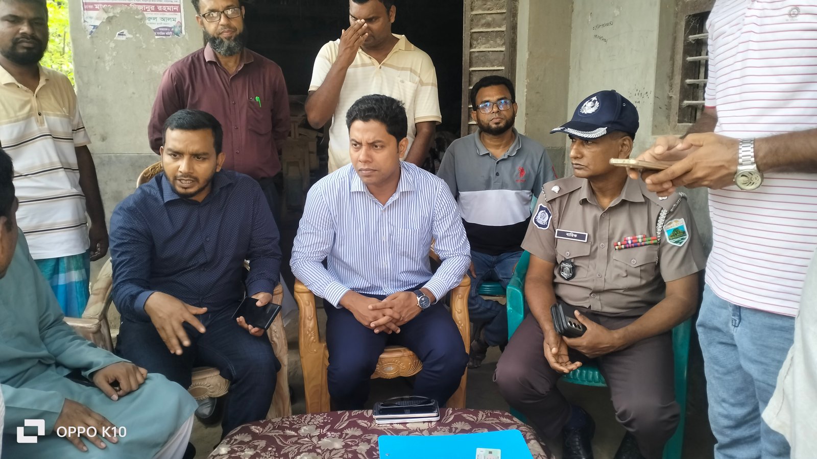 ভোলাহাটে কৃষক কার্ড বিতরণের তথ্য সংগ্রহ কার্যক্রমের উদ্বোধন!