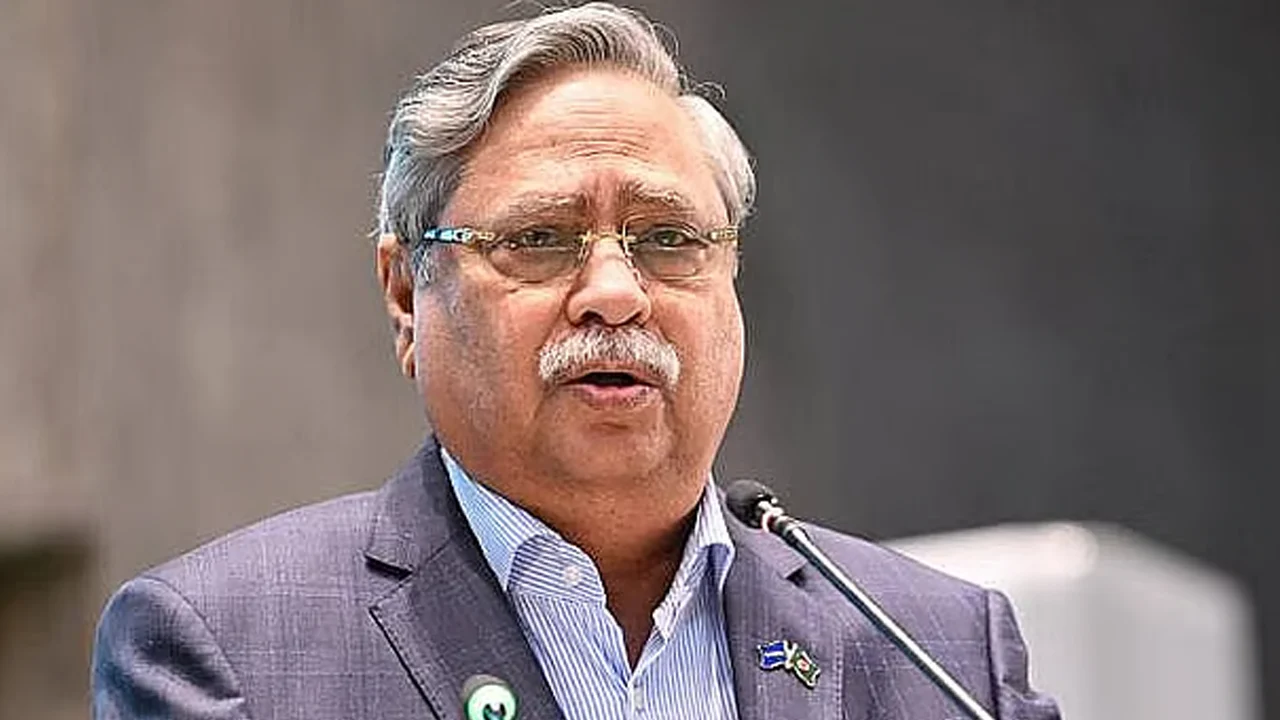 > জাতীয় চুপ্পুকে ঘিরে যত বিতর্ক