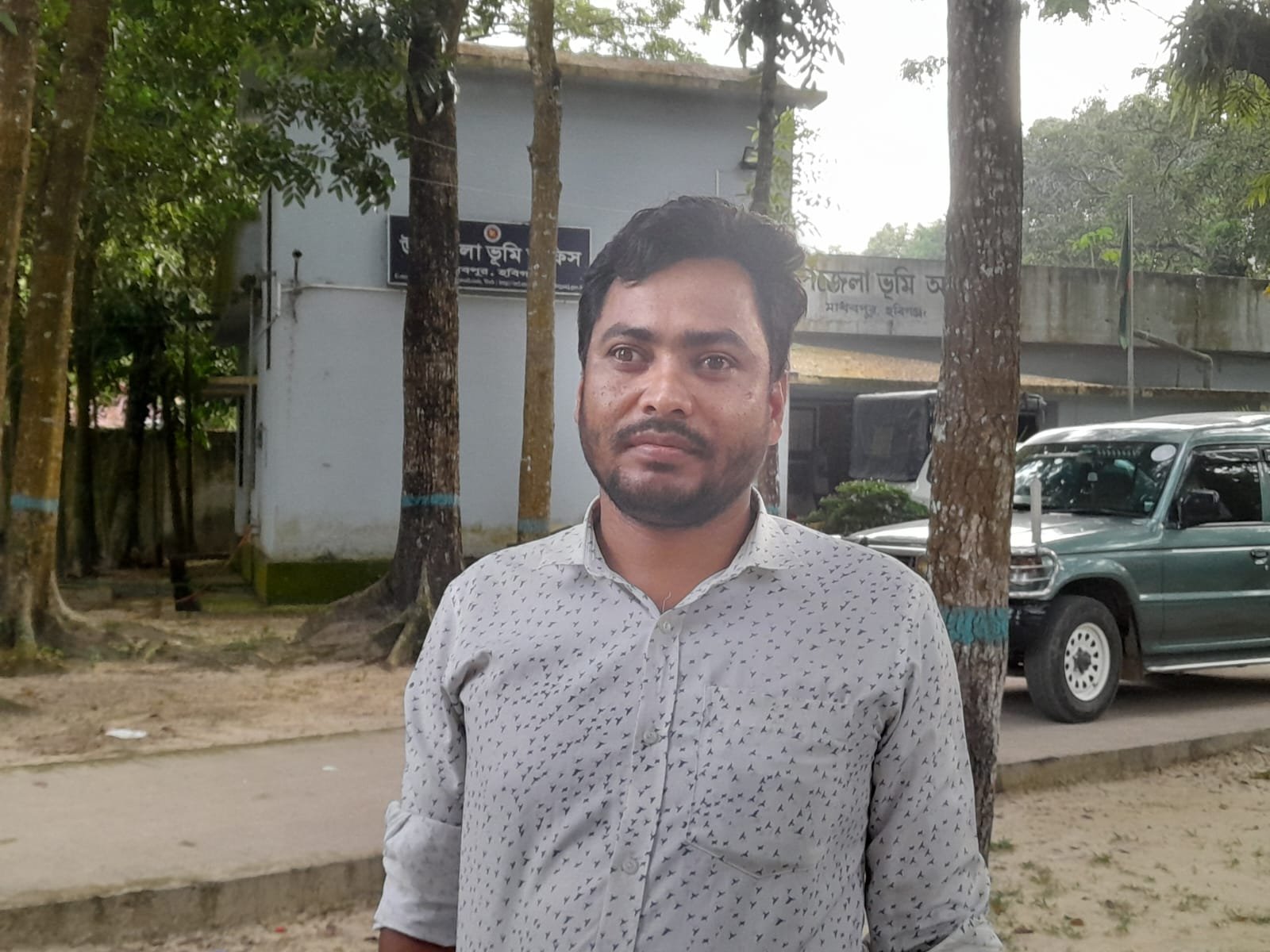 ২ বছর ধরে কোম্পানির দখলে কৃষকের জমি, প্রধানমন্ত্রীর হস্তক্ষেপ চান বাশার